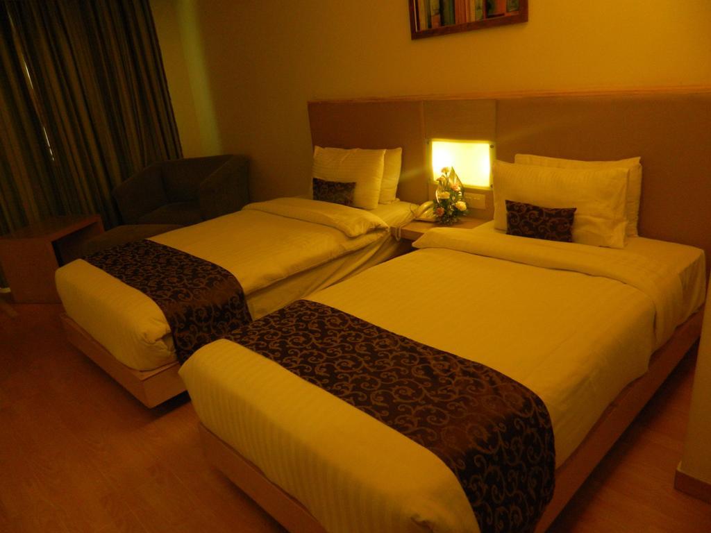 Park Maple Hotel Amritsar Exterior photo
